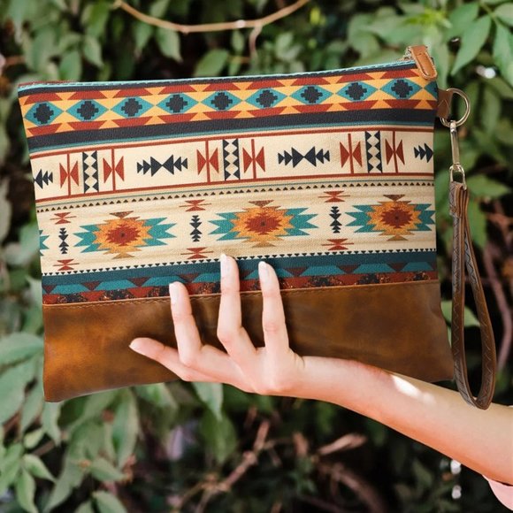 Handbags - Vegan Leather Clutch